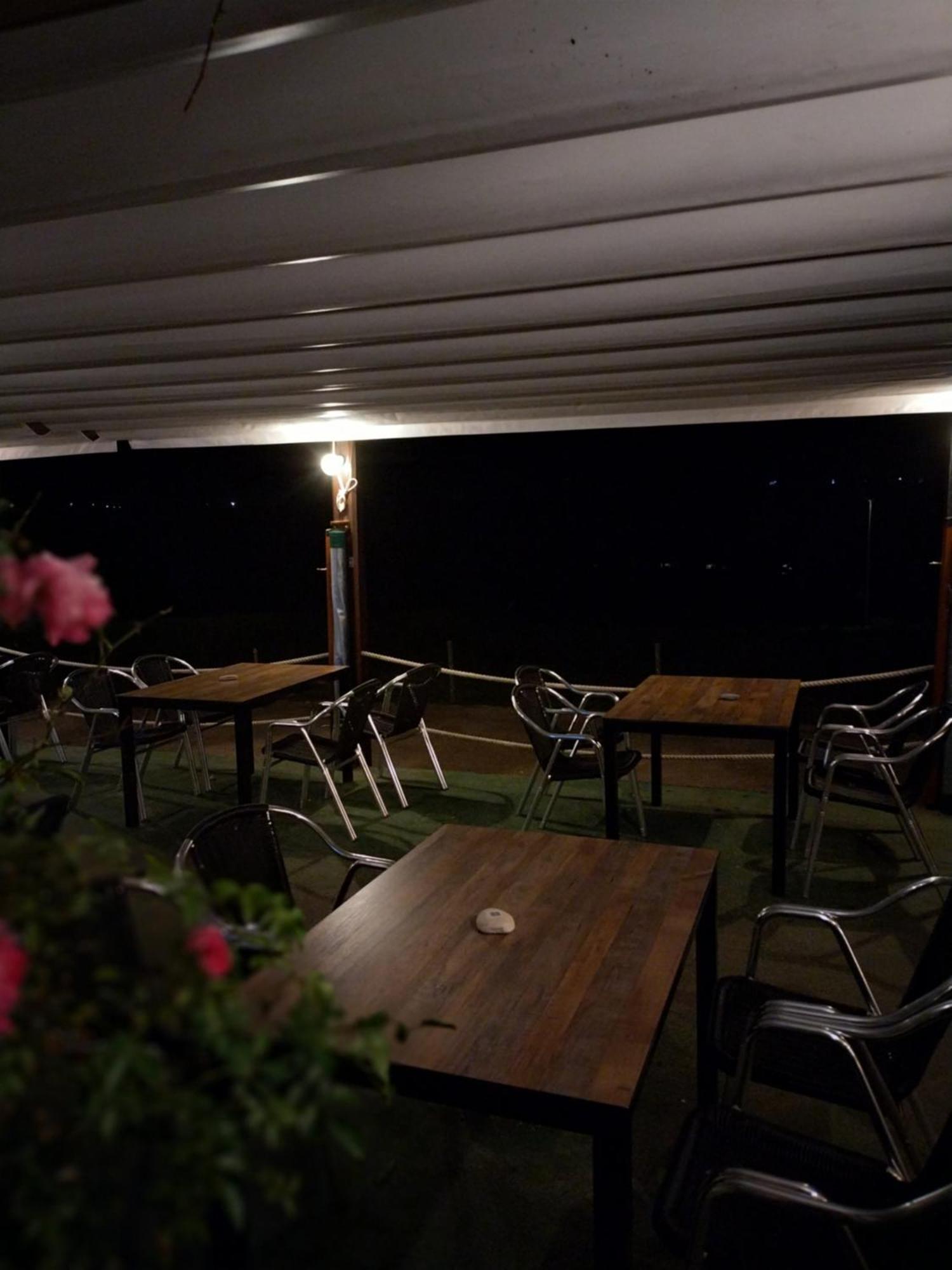 Hostal Restaurante Parajes カストロポル エクステリア 写真